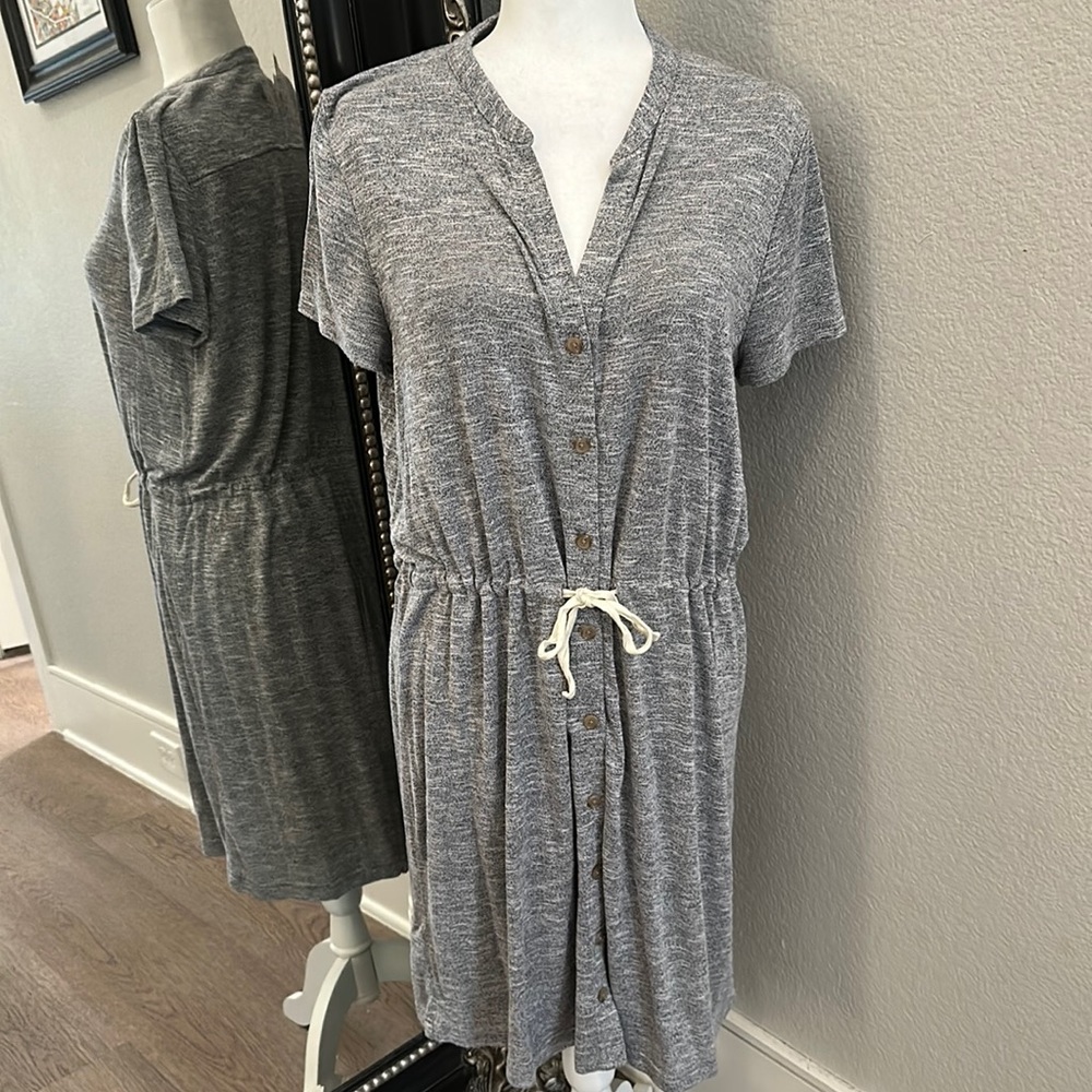 Lou & Grey LOFT Super Soft Grey Tie Waist Button Down Sweater Dress Size Medium